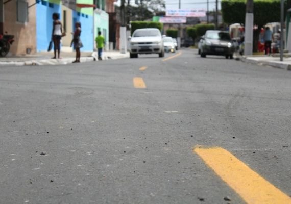 Renan Filho inaugura 10 km de vias urbanas asfaltadas nesta terça-feira (10) em Batalha