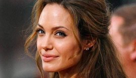 Jolie estaria pesando menos de 35 kg em meio a briga judicial com Pitt