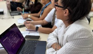 Comitê gestor do Alagoas Lilás debate expansão da política de atendimento às mulheres