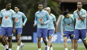 Carlo Ancelotti comanda primeira atividade com todos os convocados