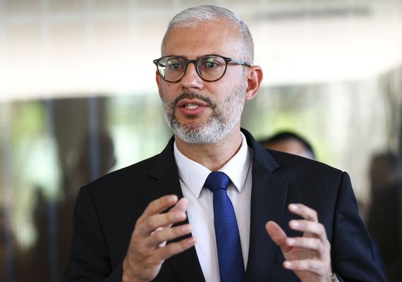 Ministro da Educação anuncia liberação das verbas destinadas a universidades