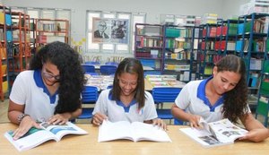 Rede estadual volta às aulas na segunda (10); aula inaugural será no Centro de Convenções