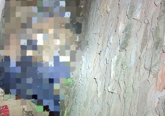 Populares encontram dois braços em beco de casa na cidade de Arapiraca