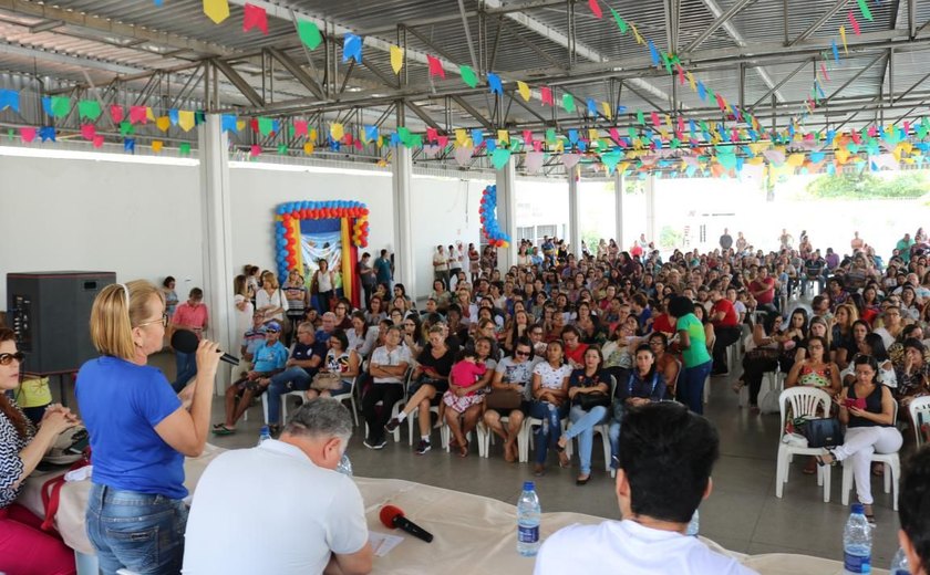 Servidores públicos de Maceió paralisam atividades nesta quarta