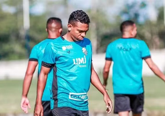 CSA apresenta mais atletas e não conta com Niltinho contra o Iguatu