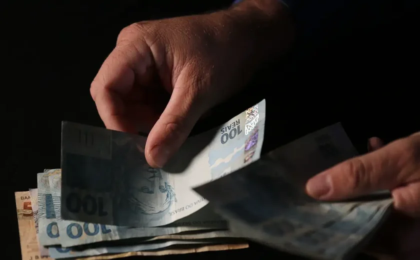 Mercado reduz previsão da inflação para 4,43% este ano