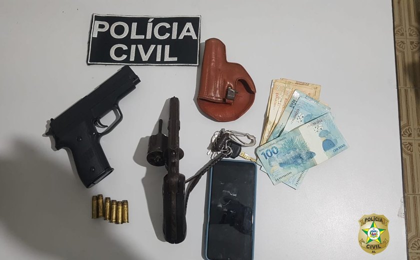 PC prende homem com arma, munições, dinheiro e moto clonada