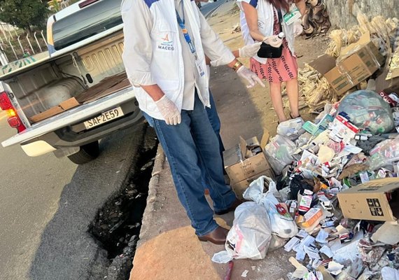 Vigilância Sanitária recolhe medicamentos descartados de forma ilegal em Mangabeiras