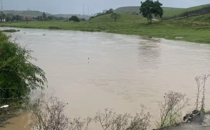 Chuvas intensas colocam Litoral Norte de Alagoas em alerta