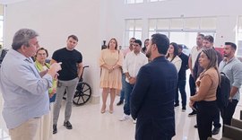 Secretários de Saúde de AL conhecem novo serviço para tratamento do câncer