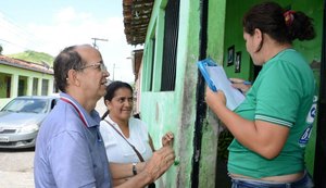 SEMED Cajueiro vai às ruas e realiza matricula escolares em casas