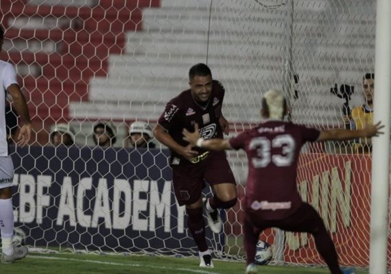 Náutico vence o Sport e assume vice-liderança do grupo na Copa do Nordeste