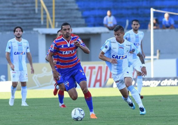 Londrina recua após marcar, cria poucas chances e empata com o Fortaleza