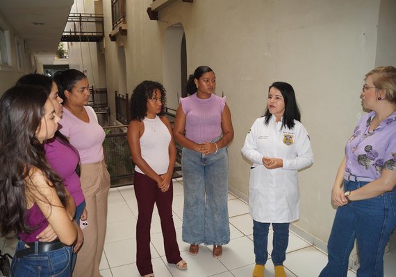 Polícia Científica apresenta estrutura e serviços para grupo de pesquisa Gênero de Vitimologia