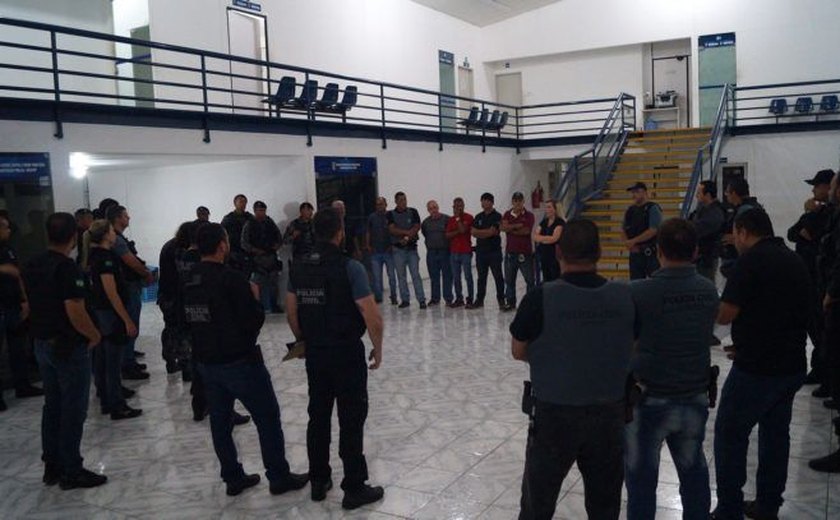 Polícia cumpre mandados de prisão, busca e apreensão na Barra de São Miguel