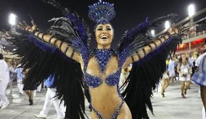 Sabrina Sato desembolsa R$ 150 mil para fantasias de Carnaval: 'Ajuda a escola'