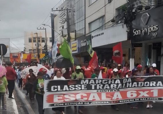 Marcha pelo fim da escala 6x1 mobiliza trabalhadores em Arapiraca