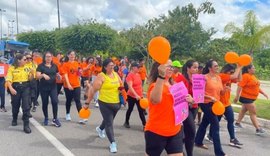 Em Arapiraca, mulheres fazem caminhada pelo fim da violência