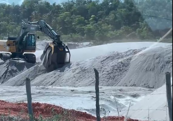 Braskem quer importar areia para tamponar minas em Maceió