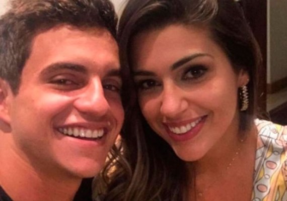 Manoel confirma romance com Vivian após “BBB 17”