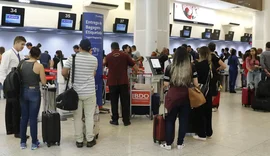 Setor de serviços cai 0,4% em maio por recuo na área de transportes