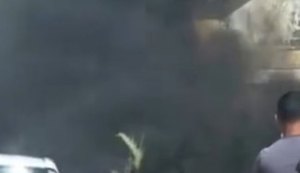 Carro pega fogo dentro do Porto de Maceió