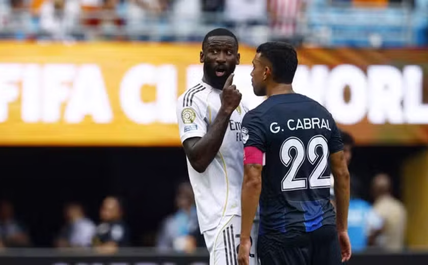 Com um a menos desde os 6 minutos, Real Madrid vence o Pachuca