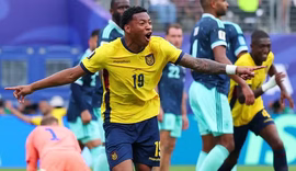 Com gol de Plata, Equador vira contra a Alemanha e avança na Copa do Mundo