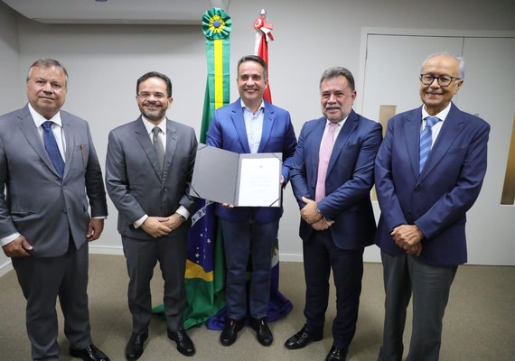 Lean Araújo é nomeado para retornar à chefia do Ministério Público de Alagoas no biênio 2026–2027