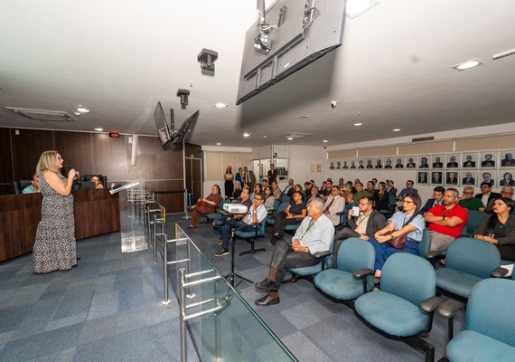 TRE/AL realiza capacitação sobre financiamento de campanhas e prestação de contas para as Eleições 2026