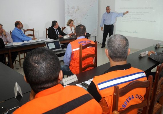 Grupo discute estudo sobre fissuras no Pinheiro; caso foi levado a Brasília