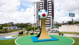 Prefeitura de Maceió faz homenagem à seleção brasileira com o 'Trevo da Copa'