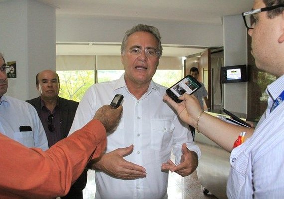 Renan Calheiros volta a criticar decisão de ministro