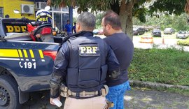 PRF prende homem por adulteração de veículo em Atalaia