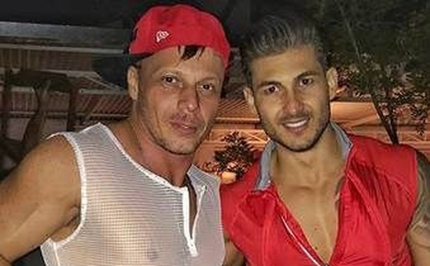 Ex-BBB Cristiano assume namoro com mister: 'Momento mais feliz da minha vida'