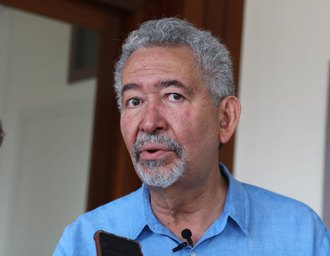 Paulão diz que governo federal atua para baixar a conta de luz