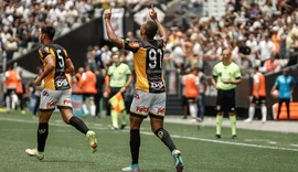 Corinthians perde e fica perto da zona de rebaixamento no Paulistão