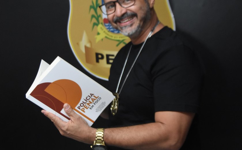 Policial penal de AL tem artigo sobre o papel da laborterapia dentro dos presídios publicado em livro