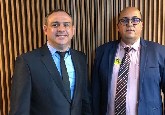 Conselho de Farmácia busca apoio por piso nacional
