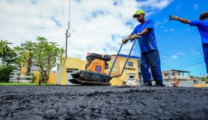 Prefeitura de Maceió utilizou 6,6 mil toneladas de asfalto na recuperação de vias