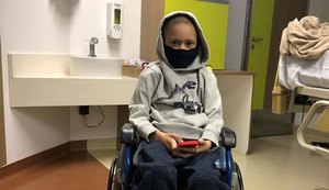 Família pede ajuda para arcar com medicação para menino de seis anos com tumores