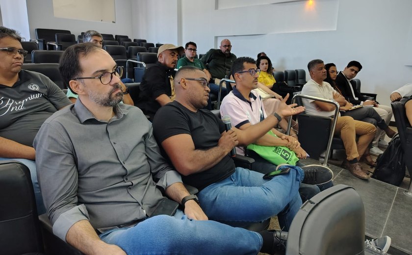 MPF cobra regulamentação para passeios 'Banho de Lua' nas piscinas naturais antes da alta temporada em Maceió