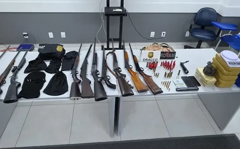 Operação apreende drogas, armas e material ligado ao Comando Vermelho no Agreste de Alagoas