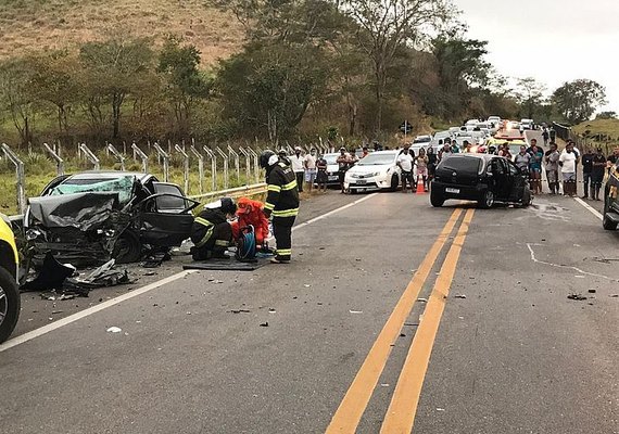 Acidente grave deixa três mortos e feridos no interior de Alagoas