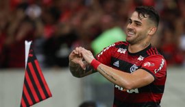 Flamengo passa pelo Corinthians no Maracanã e segue líder isolado