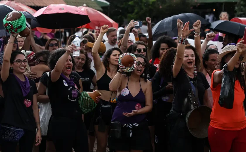 Em Brasília, mulheres denunciam feminicídios e a omissão do Estado