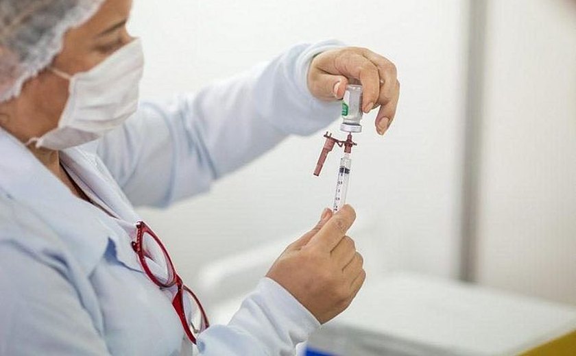 Maceió suspende temporariamente vacinação com doses da Pfizer Baby para público de 6 meses a 2 anos