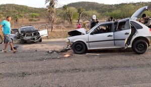 São José da Tapera: Quatro pessoas ficam feridas em colisão frontal na AL-220
