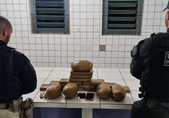 Operação integrada prende dois jovens e apreende droga no interior de Alagoas