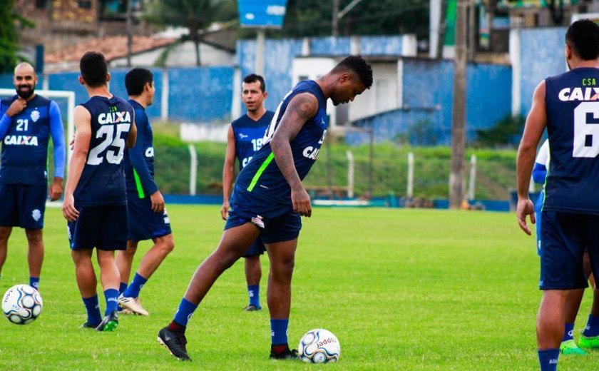 CSA define relacionados para enfrentar o Guarani com dois atletas da base e sem Walter